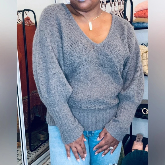 Esprit V-Nexk Dolman Sleeve Wool Blend Sweater- size M/L - Picture 3 of 7